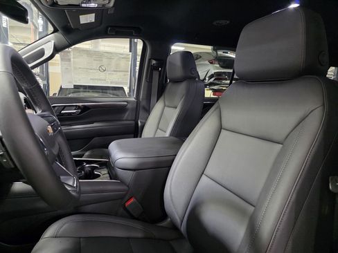 New 2026 Chevrolet Suburban LT w/ Comfort Package image 25