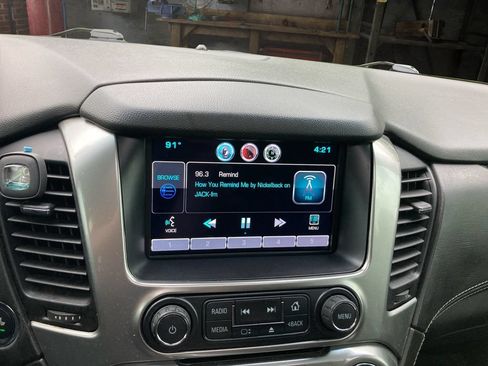Used 2015 Chevrolet Tahoe LTZ AWD/4WD image 22