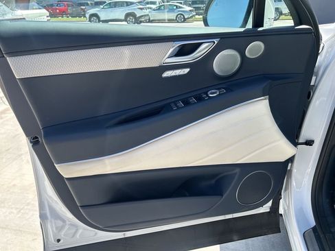 New 2026 Genesis GV80 3.5T Prestige image 7