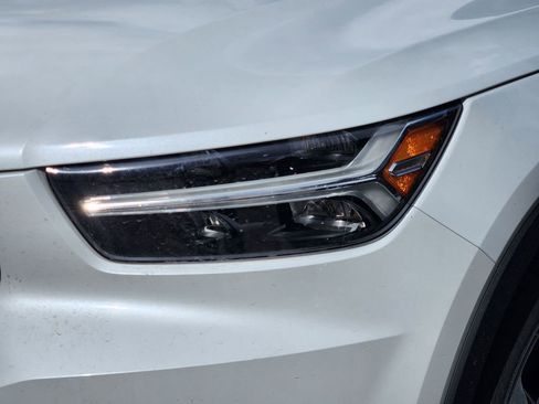 Used 2019 Volvo XC40 T5 Inscription image 21