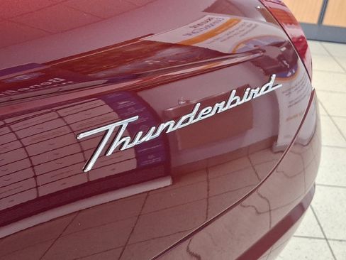 Used 2004 Ford Thunderbird image 30