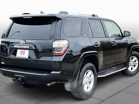 Used 2021 Toyota 4Runner SR5 Premium image 12