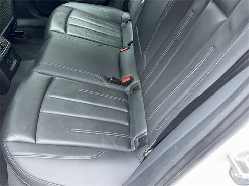 Used 2023 Audi A4 2.0T Premium w/ Convenience Package image 43