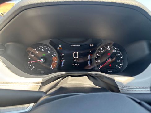 Used 2025 Jeep Compass Limited AWD/4WD image 38