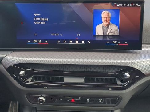 Used 2026 BMW 330i Sedan w/ M Sport Package image 19