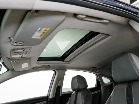 Used 2020 Honda Civic EX-L image 8