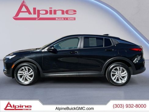 Used 2024 Buick Envista Preferred w/ Convenience I Package FWD image 2