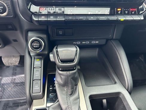 Used 2025 Toyota Land Cruiser AWD/4WD image 37