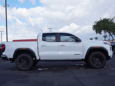 New 2026 GMC Canyon Elevation w/ Convenience Package image 2