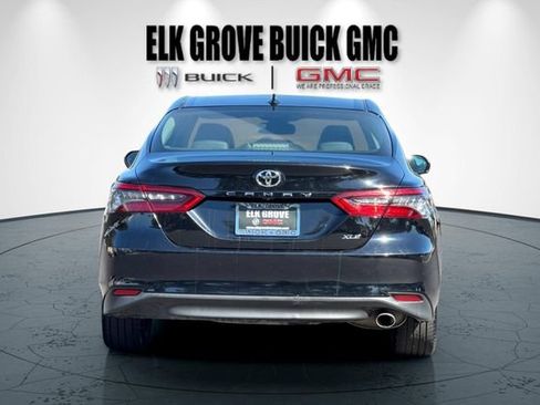 Used 2024 Toyota Camry XLE FWD image 5