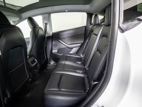 Used 2020 Tesla Model Y Long Range AWD/4WD image 11