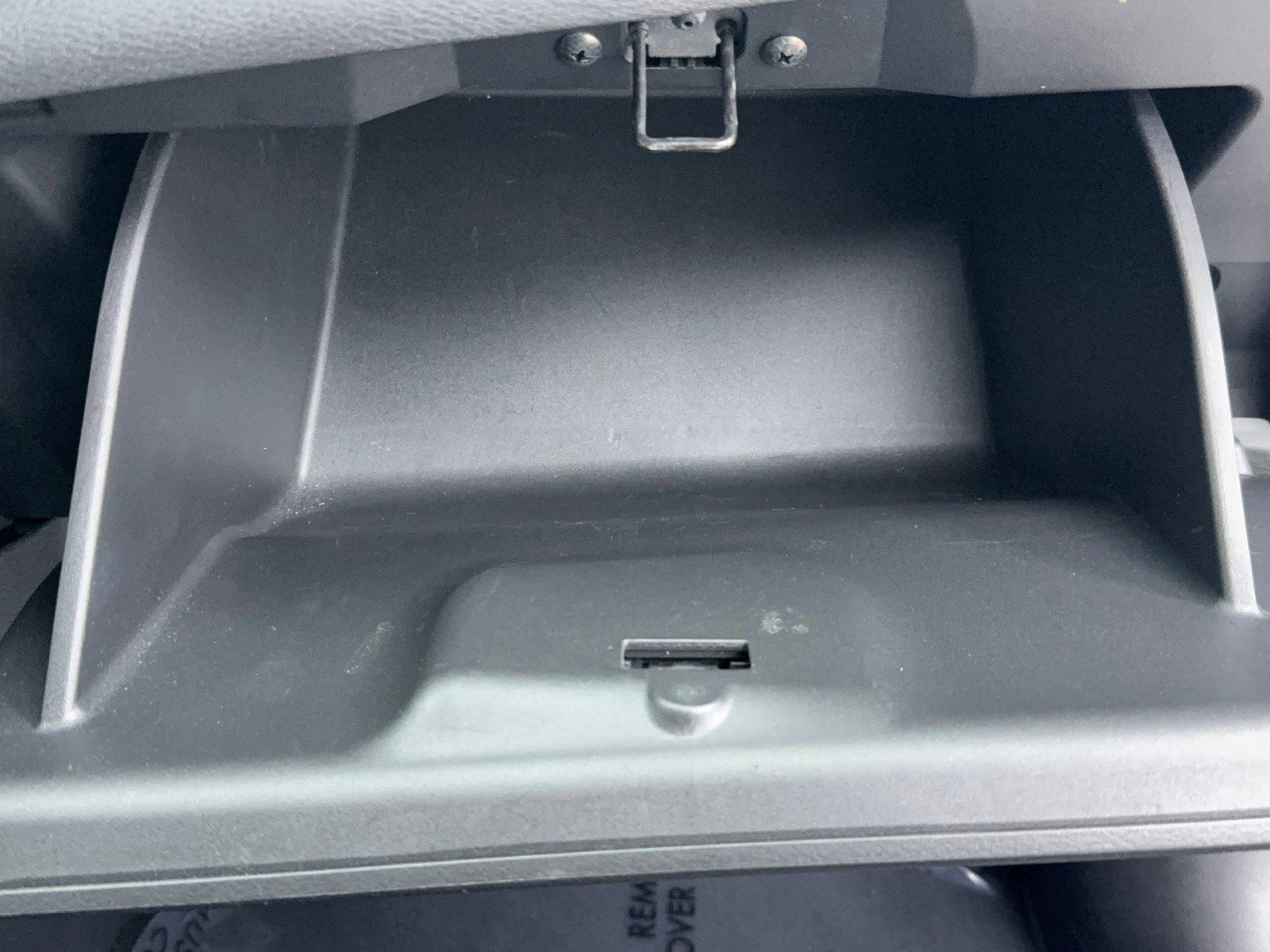 Used 2021 Nissan Kicks SV FWD image 46