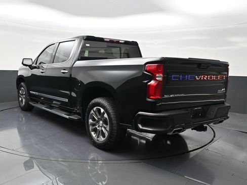 Used 2023 Chevrolet Silverado 1500 High Country image 3