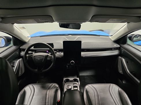 Used 2022 Ford Mustang Mach-E Premium image 19