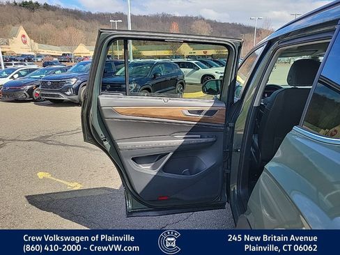 New 2026 Volkswagen Atlas SE AWD/4WD image 48