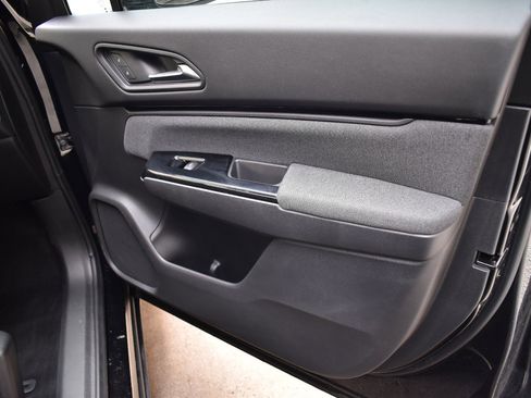 Used 2025 Honda Prologue EX image 21