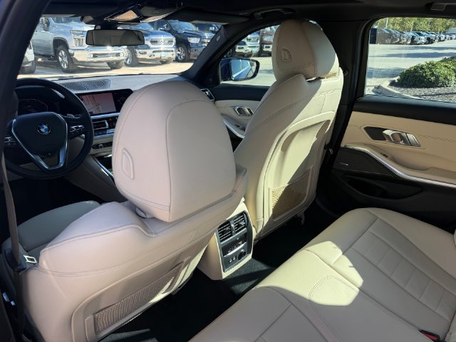 Used 2020 BMW 330i Sedan w/ Premium Package RWD image 23
