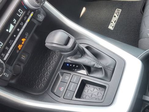 Used 2023 Toyota RAV4 XLE w/ Convenience Package FWD image 21