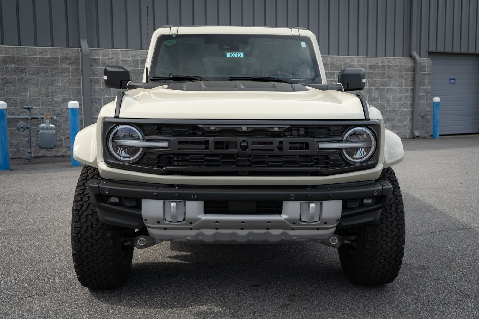 New 2026 Ford Bronco Raptor w/ Interior Carbon Fiber Pack AWD/4WD image 9