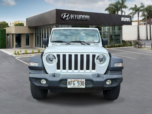 Used 2023 Jeep Wrangler Unlimited Sport AWD/4WD image 8