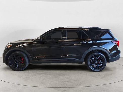 Certified 2025 Ford Explorer ST w/ Sun And Sound Package AWD/4WD image 8
