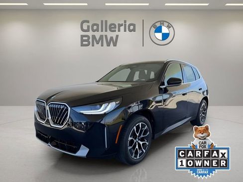 Used 2025 BMW X3 xDrive30i w/ Premium Package image 1