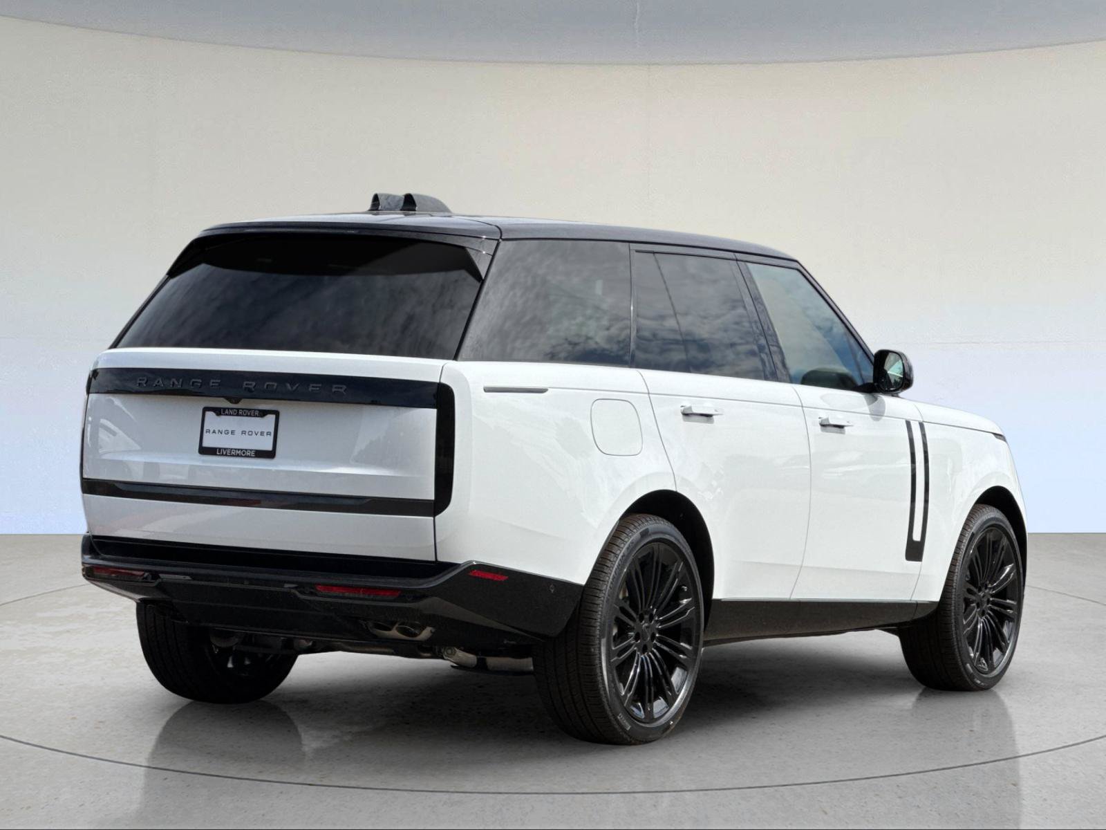 New 2026 Land Rover Range Rover SE AWD/4WD image 6