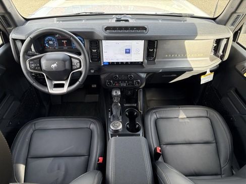 New 2025 Ford Bronco Badlands image 61