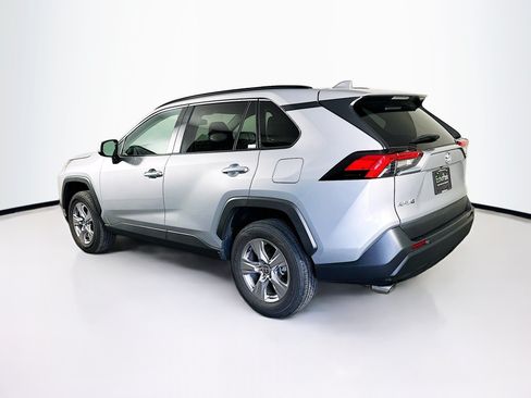 Used 2025 Toyota RAV4 XLE FWD image 5