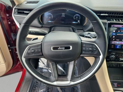 Used 2022 Jeep Grand Cherokee L Limited w/ Luxury Tech Group II AWD/4WD image 27