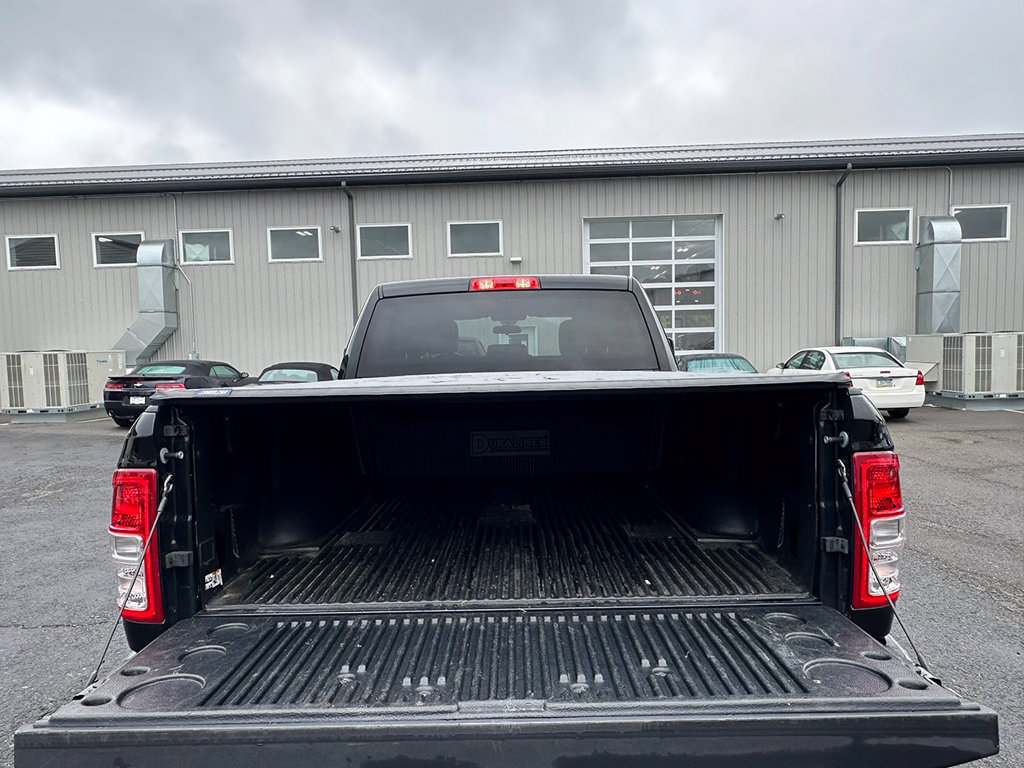 Used 2024 RAM 2500 Tradesman w/ Chrome Appearance Group AWD/4WD image 15