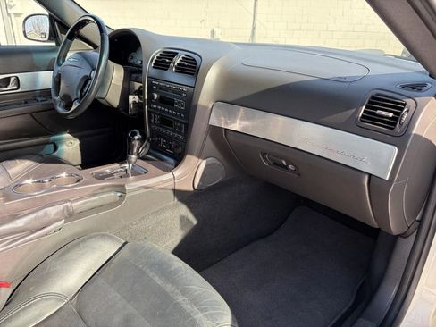 Used 2002 Ford Thunderbird Deluxe image 15