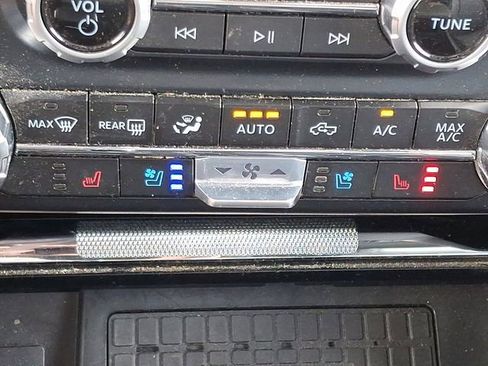 Certified 2023 Ford F150 Lariat image 29