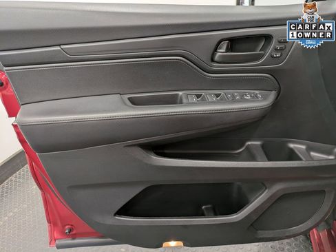 Used 2023 Honda Odyssey Sport image 8
