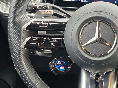 Used 2025 Mercedes-Benz GLC 43 AMG 4MATIC image 15