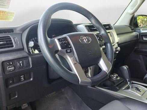 Used 2015 Toyota 4Runner SR5 Premium AWD/4WD image 12