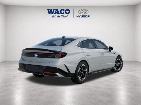 Used 2026 Hyundai Sonata SEL FWD image 6