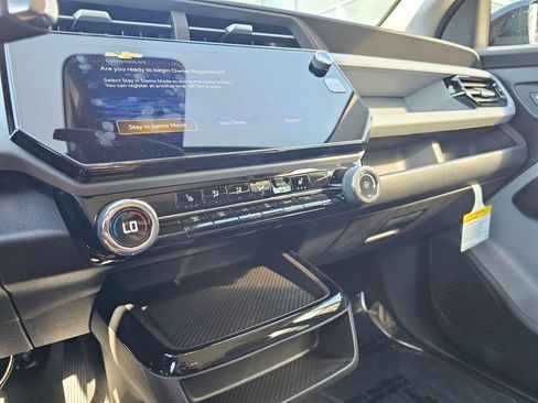 New 2027 Chevrolet Bolt LT w/ Comfort Package FWD image 29