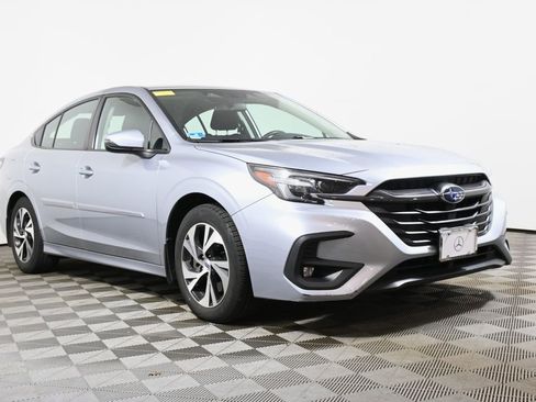Used 2024 Subaru Legacy Premium AWD/4WD image 9