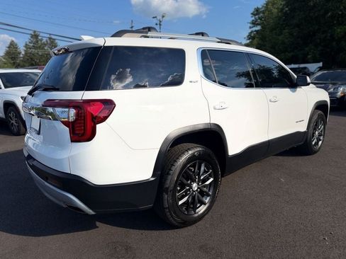 Used 2020 GMC Acadia SLT FWD image 3