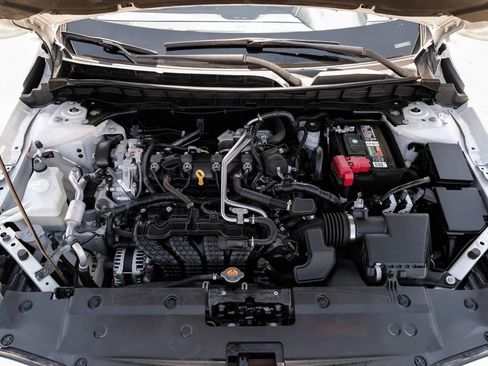 Used 2023 Nissan Altima 2.5 SR AWD/4WD image 46