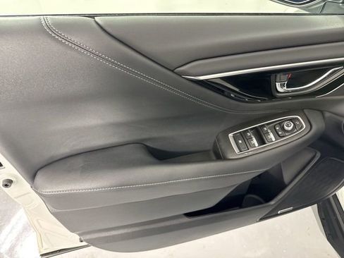 Used 2025 Subaru Outback Touring XT image 19