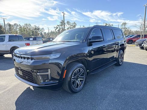 New 2026 Jeep Grand Wagoneer L w/ Premium Group I image 7