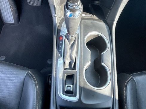 Used 2018 Chevrolet Equinox Premier image 62