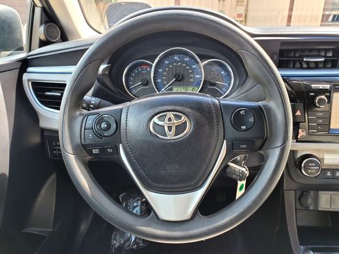 Used 2016 Toyota Corolla LE FWD image 36