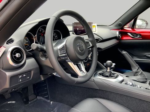 New 2026 MAZDA MX-5 Miata RF Grand Touring RWD image 8