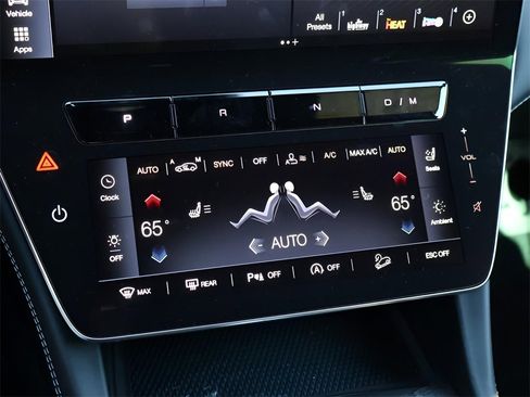 New 2025 Maserati Grecale GT image 26