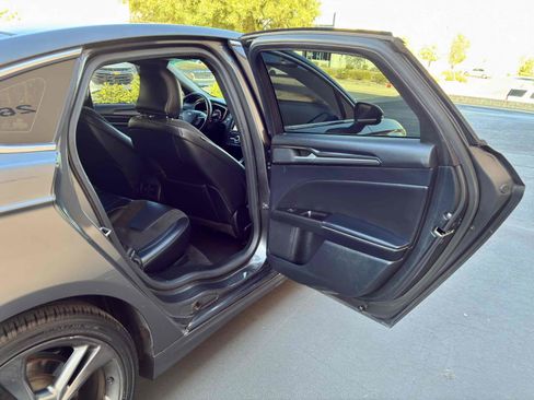 Used 2019 Ford Fusion Sport AWD/4WD image 48