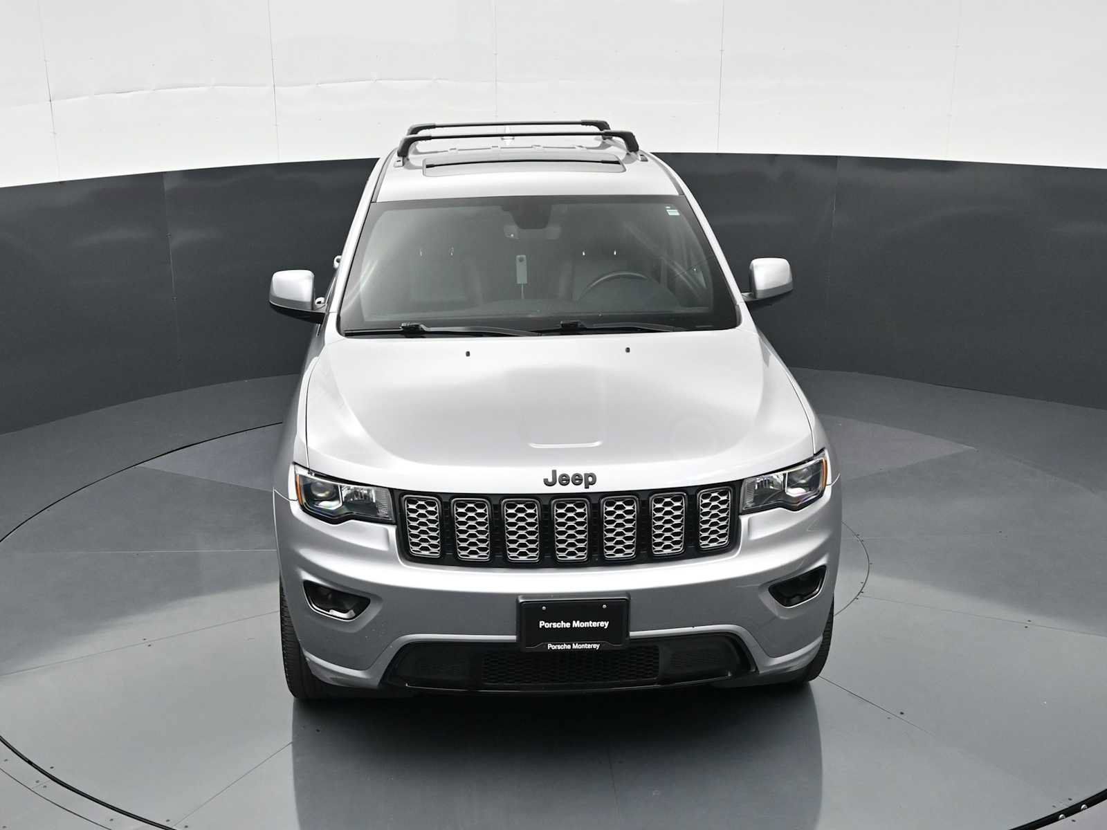 Used 2019 Jeep Grand Cherokee Altitude AWD/4WD image 35
