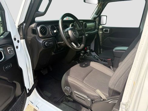 Used 2022 Jeep Gladiator Sport AWD/4WD image 23